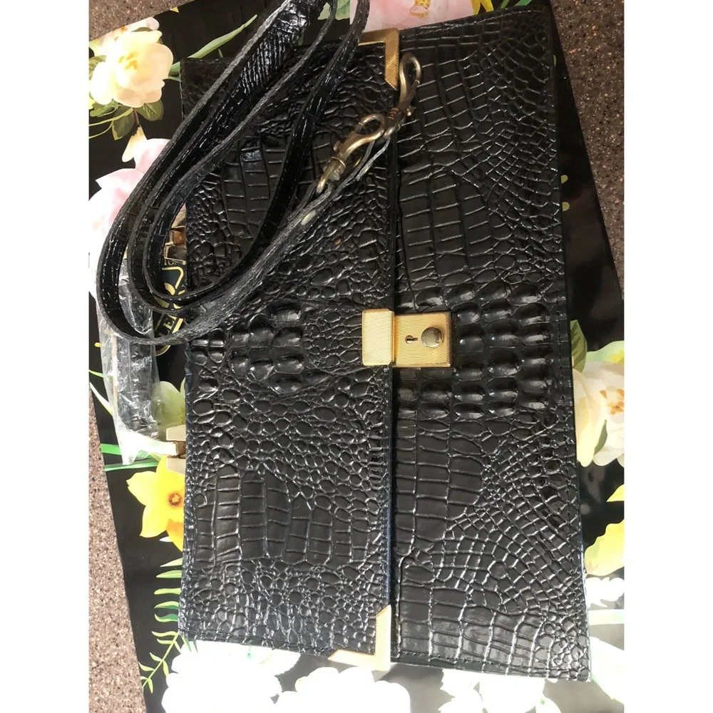 NWT LEBONG GENUINE LEATHER LAPTOP BAG